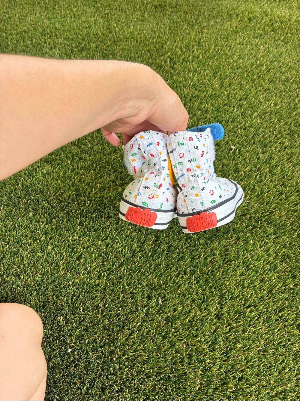 Converse Kids White High-Top Sneakers with Blue Strap and Multicolor Print